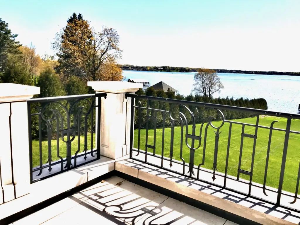 mono staircases Minneapolis
wrought iron railings exterior